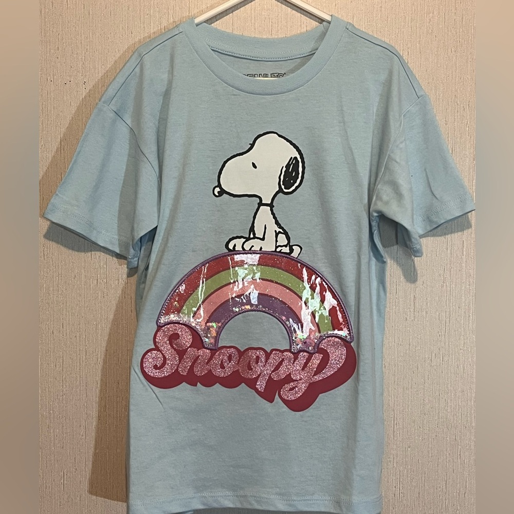 Peanuts Snoopy Light Blue Girl’s T-Shirt with Rainbow and Confetti